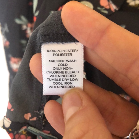 Ann Taylor Loft Floral Button Down Top - Picture 5 of 7